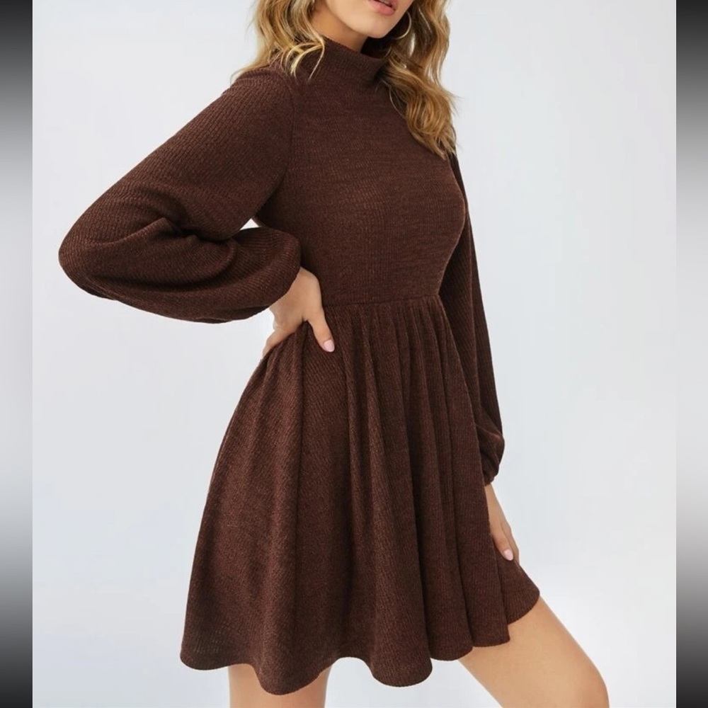 A6 - 345 Brown ribbed balloon long sleeve dress size large